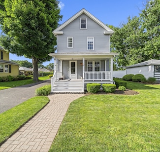 116 Grove St, Windsor Locks, CT 06096
