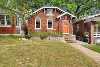 1908 Mitchell Place, Saint Louis, MO 63139