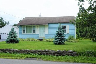 17 Munson St, Le Roy, NY 14482