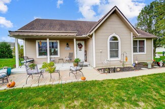101 Castleton Ct, Pataskala, OH 43062