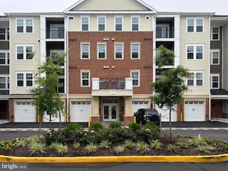 750 Mount Airy Terrace NE Unit 402, Leesburg, VA 20176