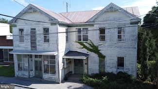 208 Piccadilly St, Edinburg, VA 22824