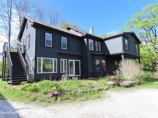 22 Maple St, Adams, MA 01220