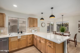 743 E Kesler Ln, Chandler, AZ 85225