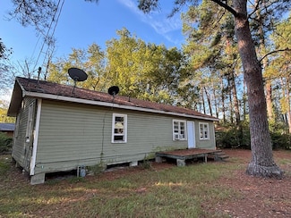 729 W 7th St, Adel, GA 31620