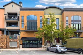 5013 N Edgewood Dr, Provo, UT 84604