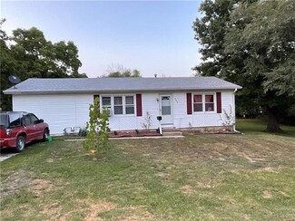 604 W 3rd St, Holden, MO 64040