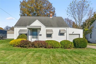 57 Helena Dr, Struthers, OH 44471