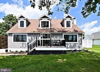 1437 Hilltop Rd, Pottstown, PA 19464