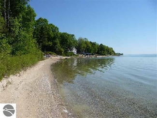1660 N Arrowhead Trail Unit 2, Suttons Bay, MI 49682