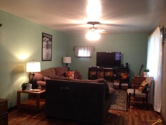1317 Milwaukee St, Rapid City, SD 57701