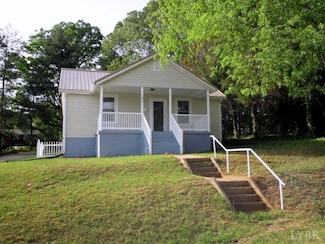 1020 Park St, Altavista, VA 24517