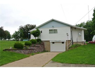 1256 Old State Rd, Apollo, PA 15613