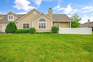3242 Rossmore Cir, Powell, OH 43065