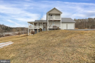 85 Bennett Dr, Williamsport, PA 17701