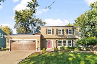 2148 Countryside Cir, Naperville, IL 60565