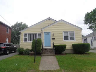 18 Dickinson Ave, North Providence, RI 02904