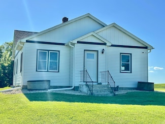 1555 Us Highway 75, Lake Benton, MN 56149