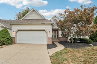 31772 Gardenside Dr, Avon Lake, OH 44012