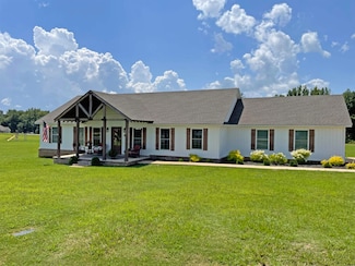 210 Charleston Ln, Adamsville, TN 38310