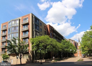1200 N Hartford St Unit 209, Arlington, VA 22201