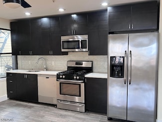 73 Ferry St Unit 6, Newark, NJ 07105