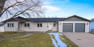 227 S Baxter Ave, Holyoke, CO 80734