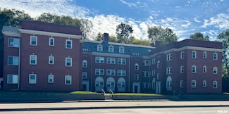 2028 7th Ave Unit D1, Moline, IL 61265