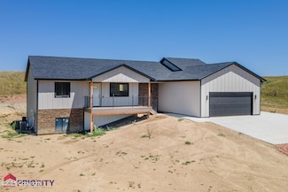 56 Alpine Dr, Gillette, WY 82718