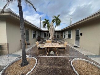 1017 SE 3rd St, Deerfield Beach, FL 33441