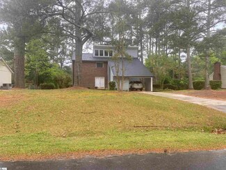 207 Preakness Patti, Clinton, SC 29325