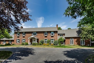 363 Pinewoods Ave, Troy, NY 12180