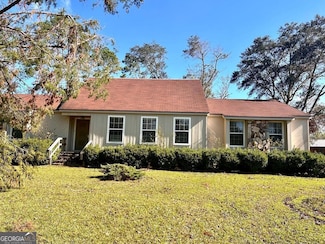 389 Pine Valley Rd, Douglas, GA 31535