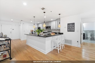 544 28th St Unit 202, Union City, NJ 07087