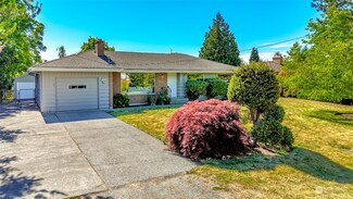 745 Hilltop Ave, Kent, WA 98031