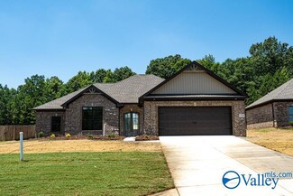 109 Hawthorn Way, Trinity, AL 35673