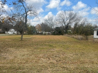 400 E Grayson St, Leonard, TX 75452