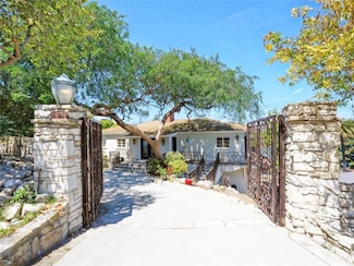 925 Via Nogales, Palos Verdes Estates, CA 90274