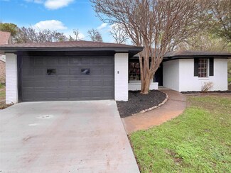 439 Shorewood Dr, Duncanville, TX 75116