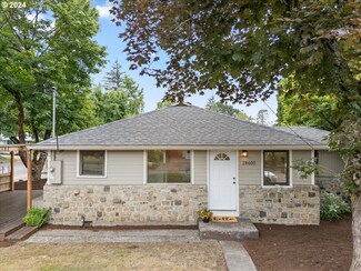 18605 NE Everett Ct, Portland, OR 97230