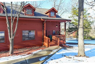 233 Oakridge Rd Unit 2, Branson, MO 65616