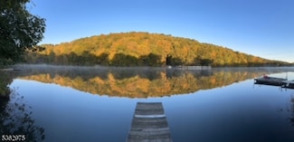70 Lakeside Ave, Stockholm, NJ 07460