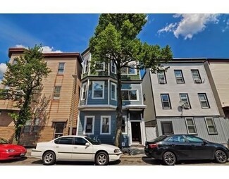 194 Marion St Unit 1, Boston, MA 02128