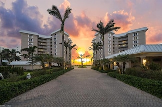 2901 Gulf Shore Blvd N Unit 503, Naples, FL 34103