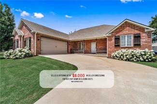5902 SW Knotty Pine Rd, Bentonville, AR 72712