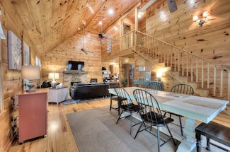 707 Novena Ct, Ellijay, GA 30540