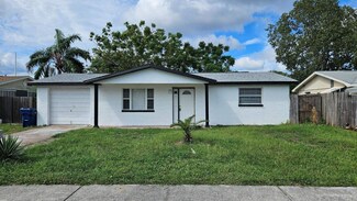 10129 Vineyard Ln, Port Richey, FL 34668