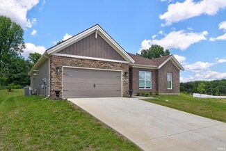 9225 Strickland Ct, Evansville, IN 47712