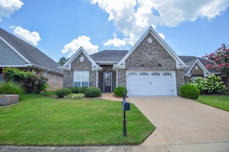 314 Leigh Ln, Starkville, MS 39759