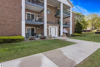 515 Georgetown Dr Unit 56, Traverse City, MI 49684
